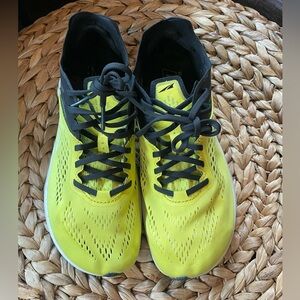 Altra womens running shoes 8.5